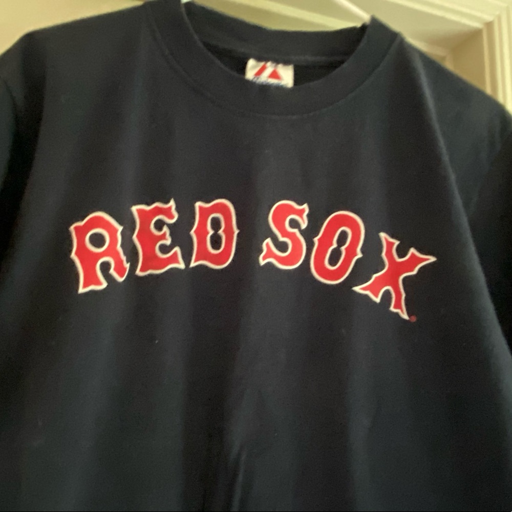 Like New Majestic Boston Red Sox MLB Short-Sleeve T-Shirt - Picture 2 of 5